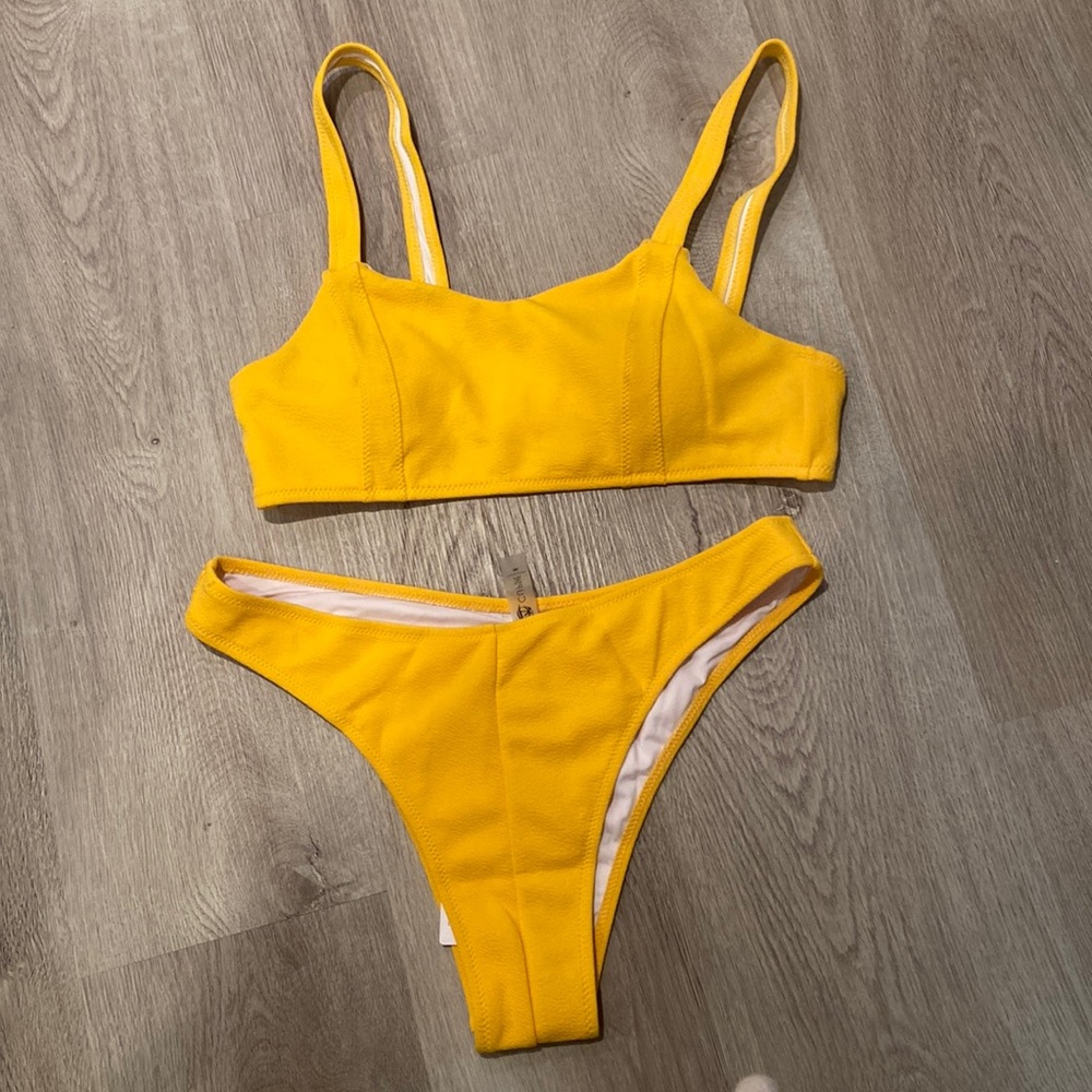 NWT Cupshe Yellow Bikini Set